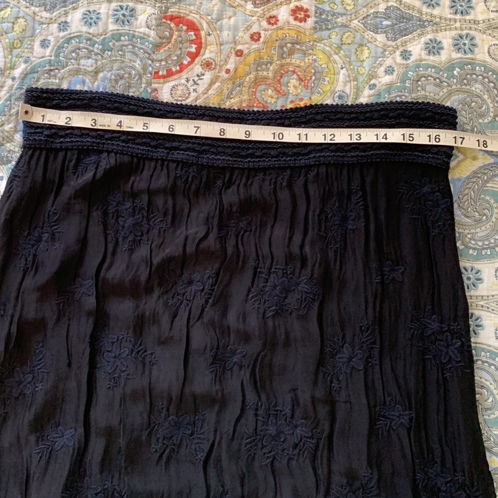Nicole sheer embroidered navy blue skirt M - Picture 8 of 11